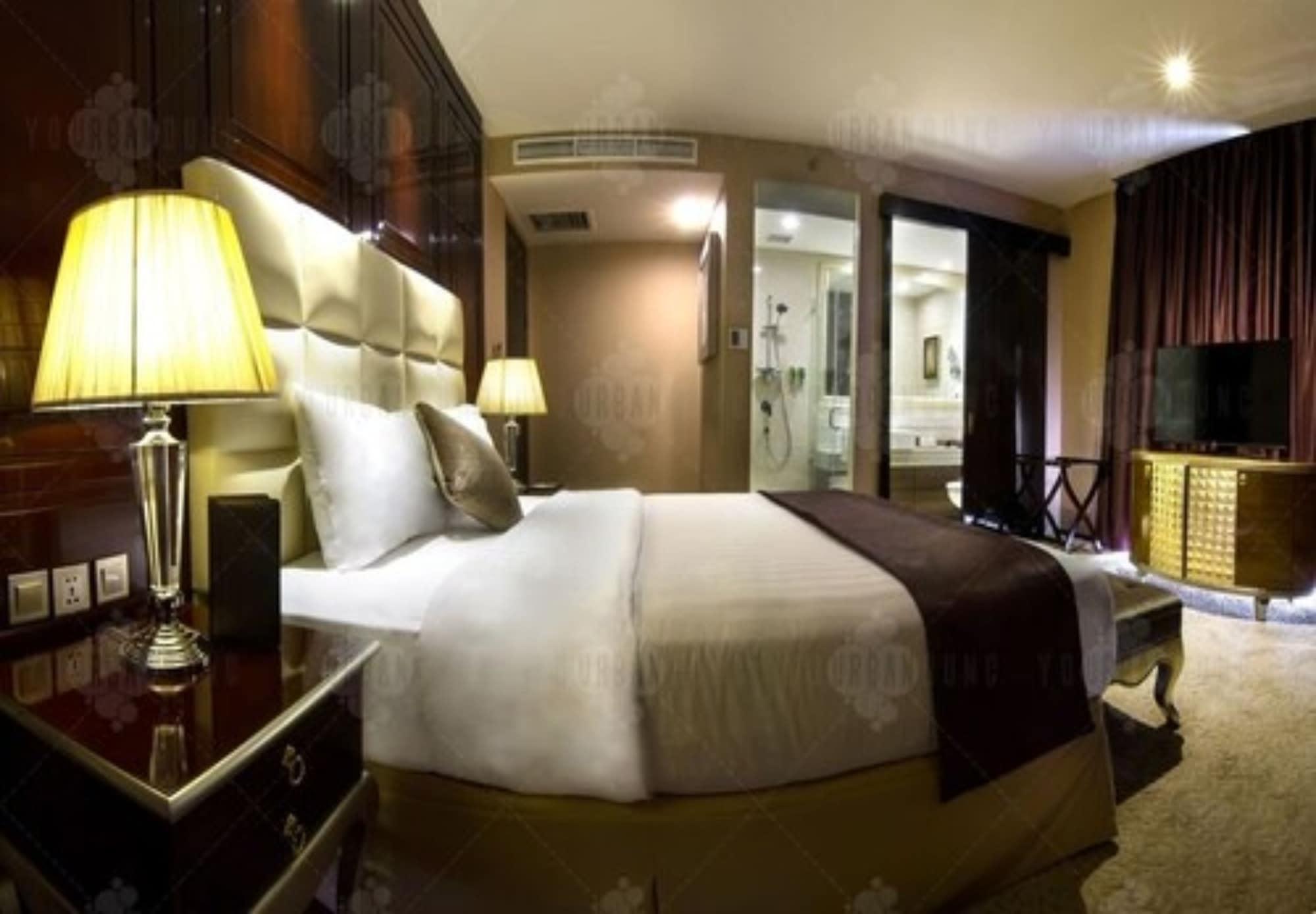 Belviu Hotel Bandung Esterno foto