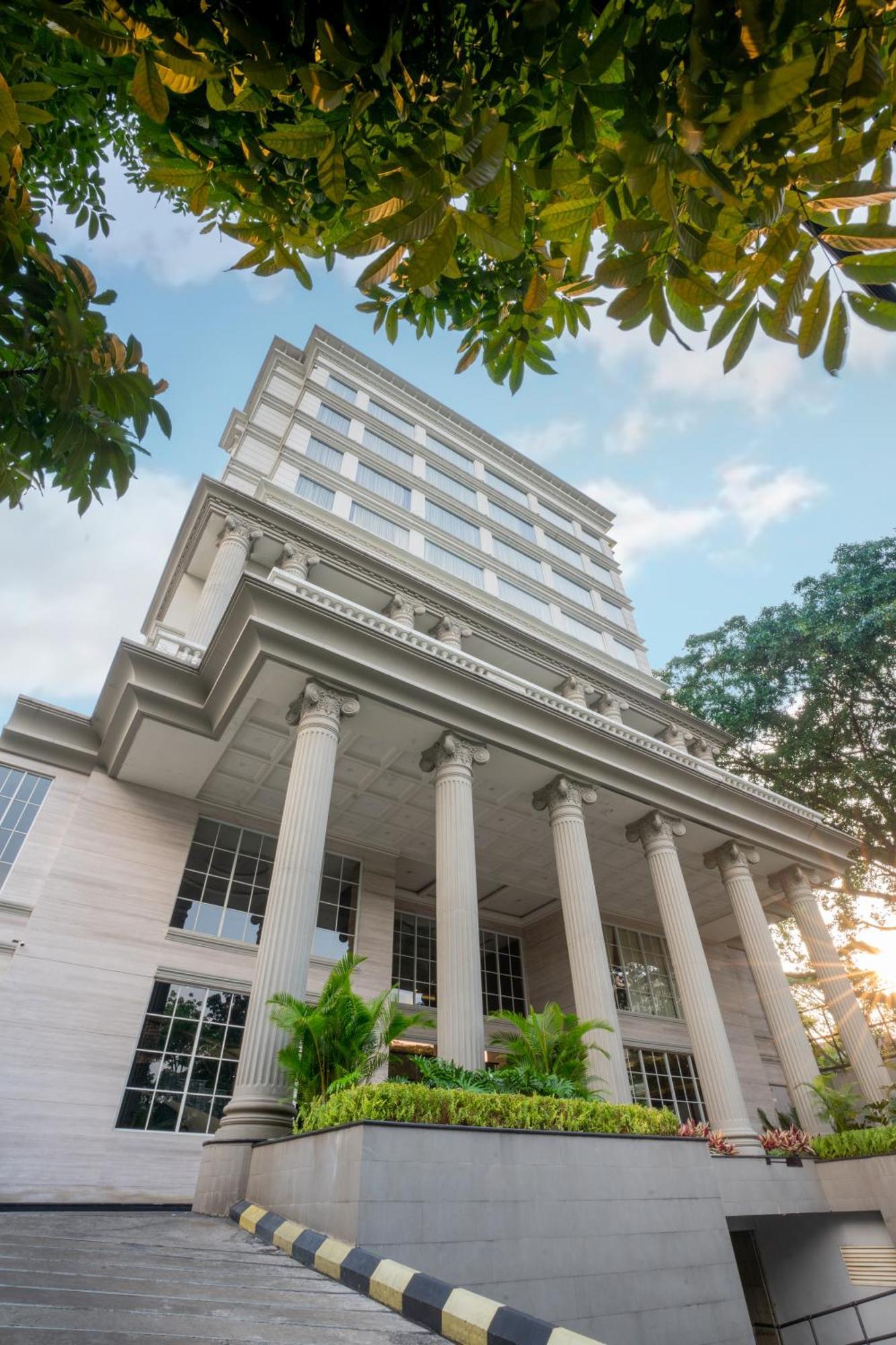 Belviu Hotel Bandung Esterno foto