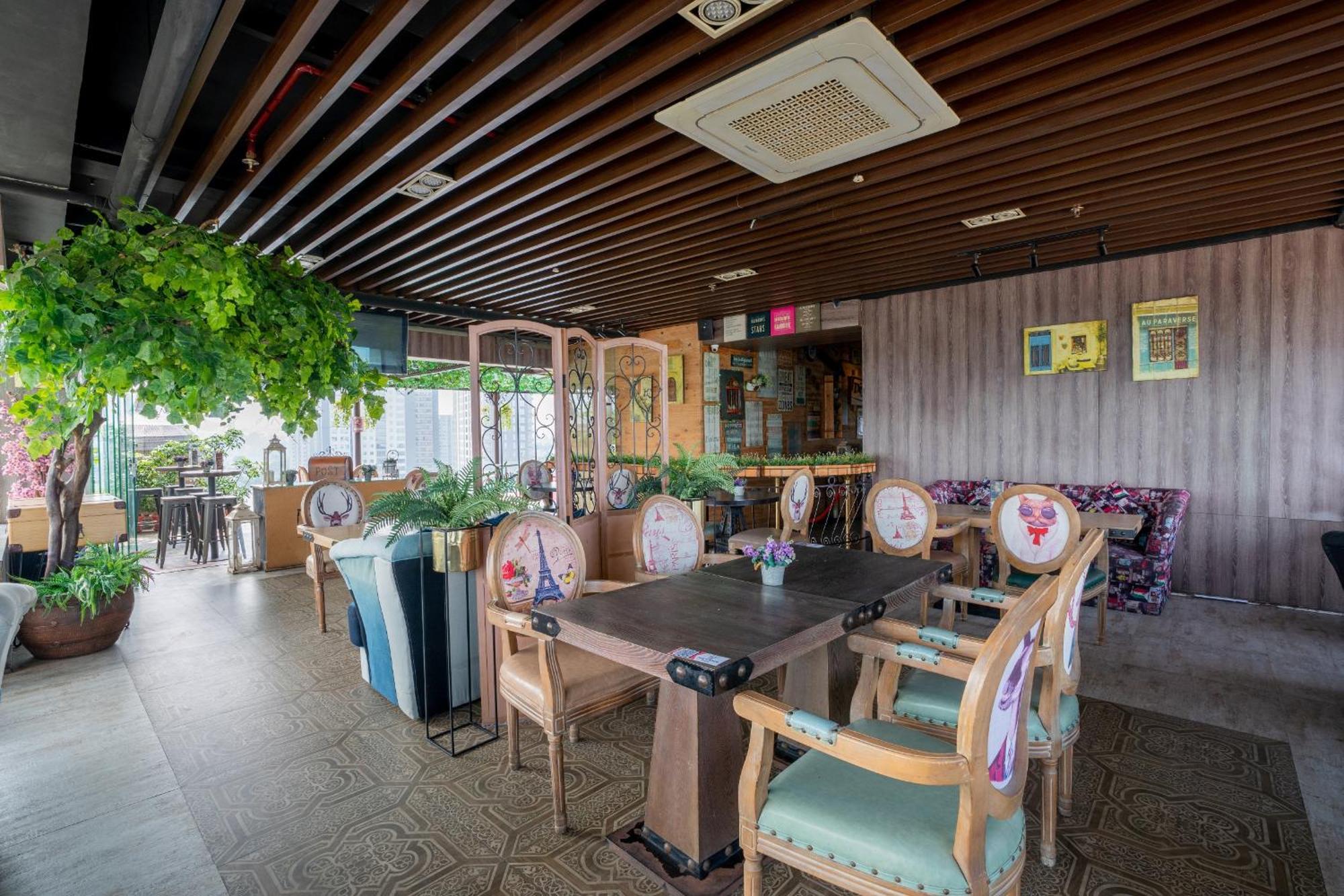 Belviu Hotel Bandung Esterno foto