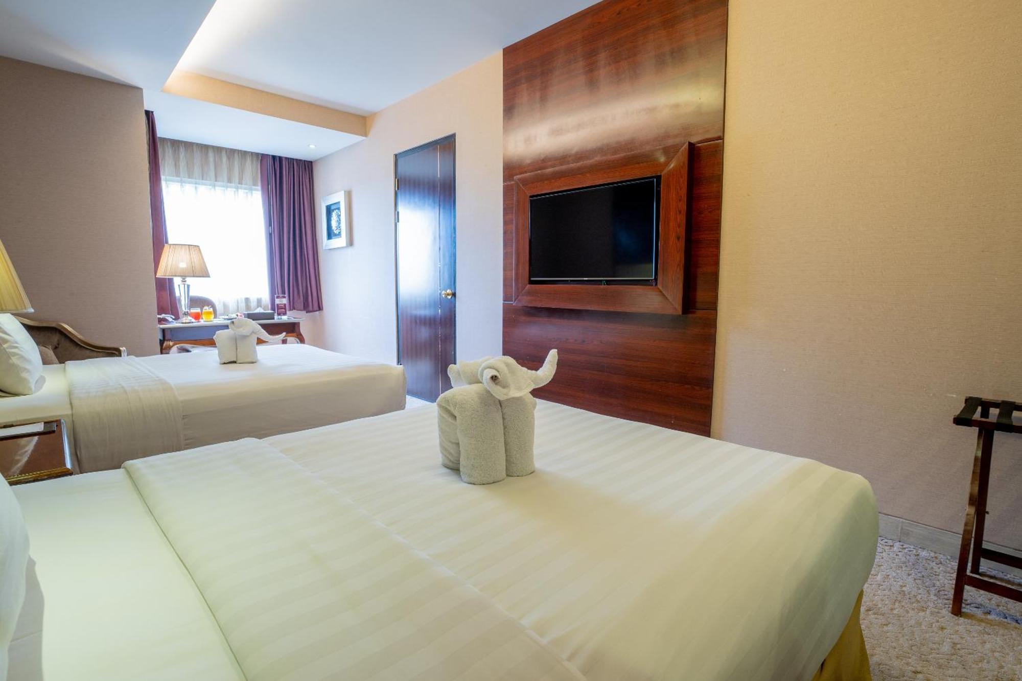 Belviu Hotel Bandung Esterno foto