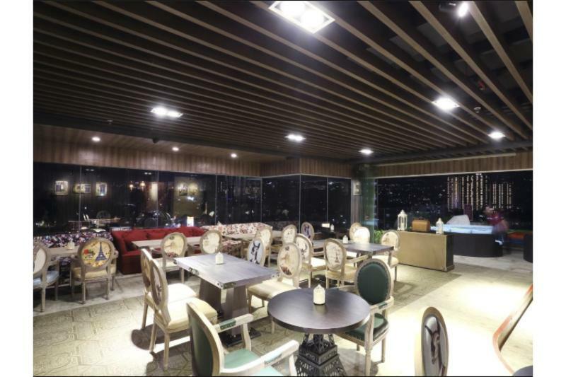 Belviu Hotel Bandung Esterno foto