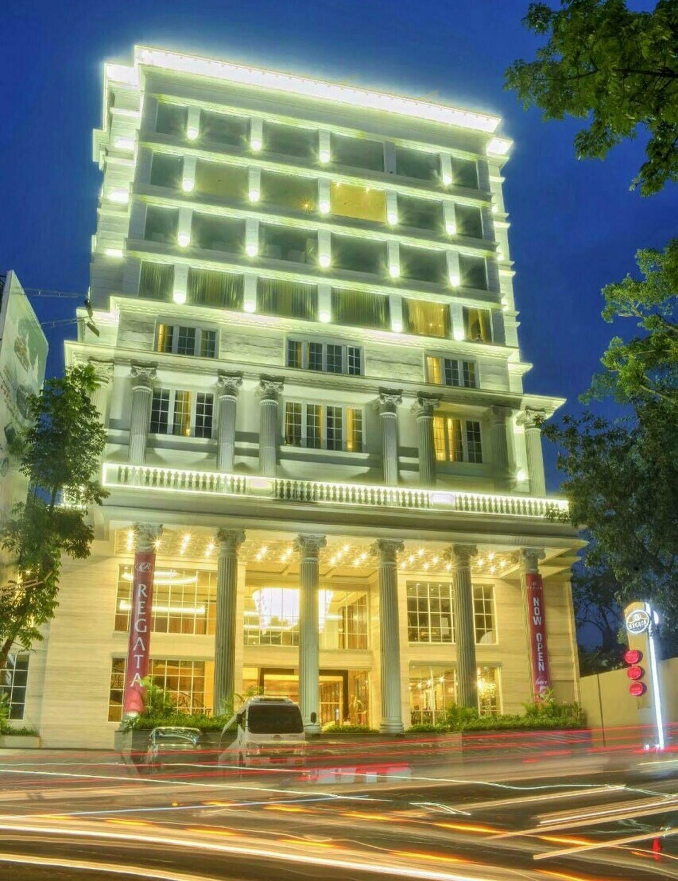 Belviu Hotel Bandung Esterno foto